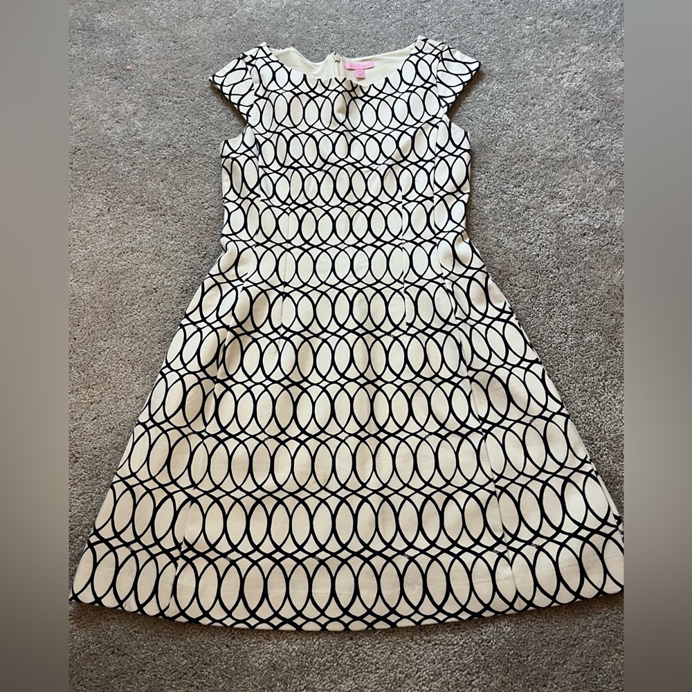 Lilly Pulitzer Black and White Sheath Dress with Cap Sleeves